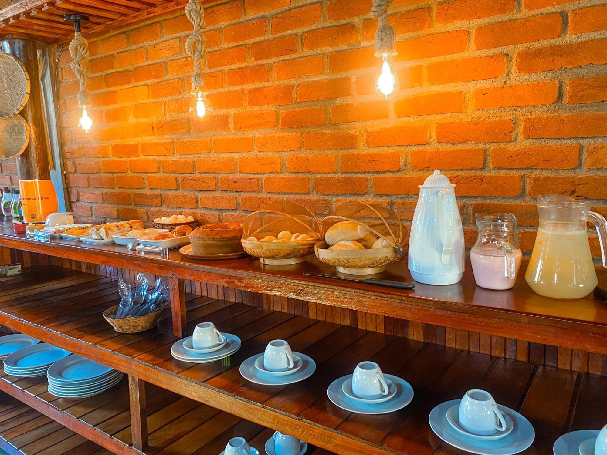 Pousada E Restaurante Casarao Passa Quatro Exterior foto