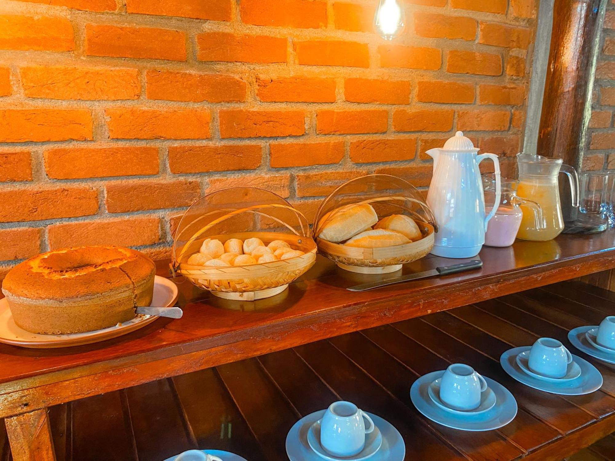 Pousada E Restaurante Casarao Passa Quatro Exterior foto